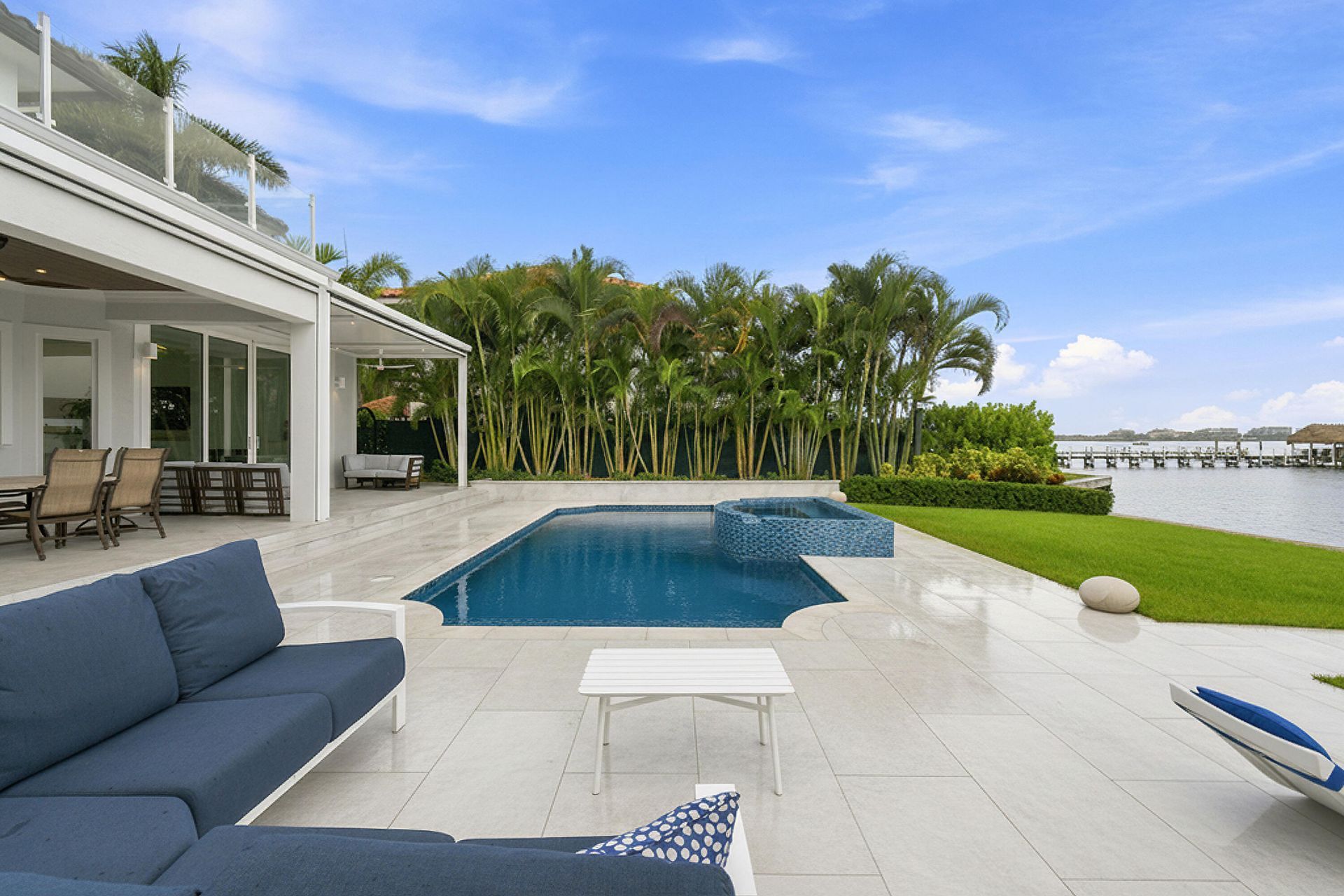 3 Lakeside Palms Court, Lake Worth Beach, FL 33460 Photo