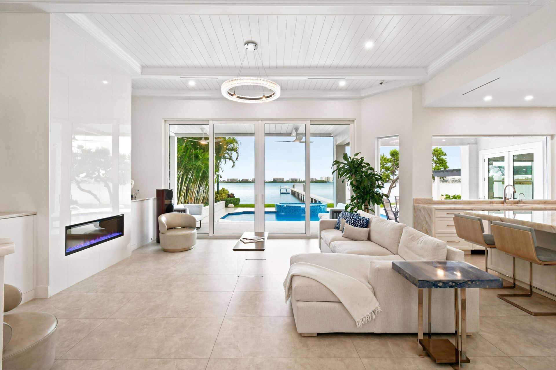 3 Lakeside Palms Court, Lake Worth Beach, FL 33460 Photo