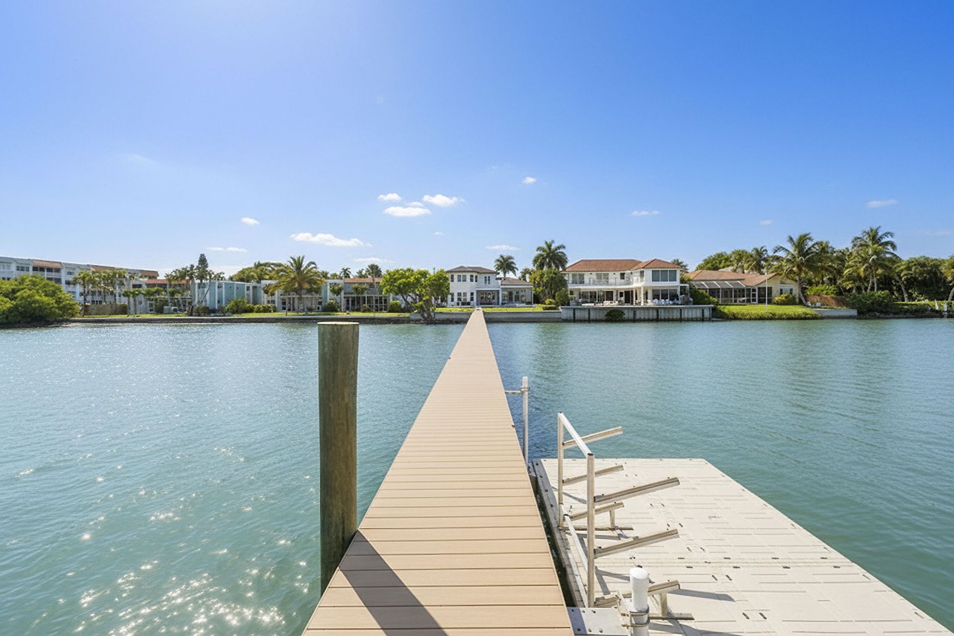 3 Lakeside Palms Court, Lake Worth Beach, FL 33460 Photo