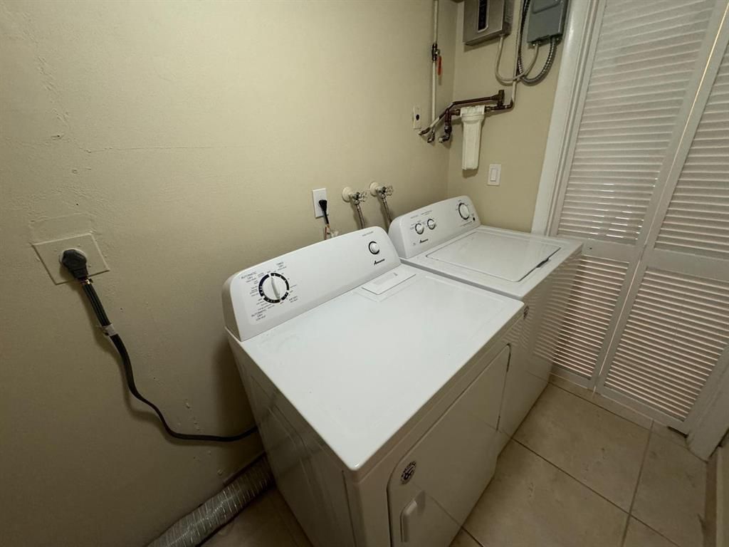 5107 Bayberry Lane, Tamarac, FL 33319 Photo