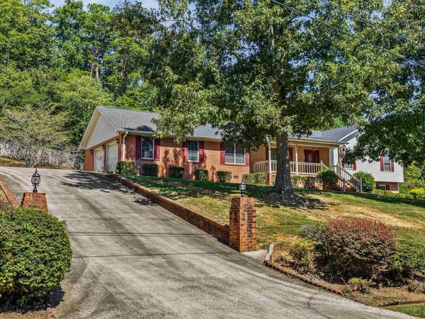 2306 Forest Avenue NW, Fort Payne, AL 35967