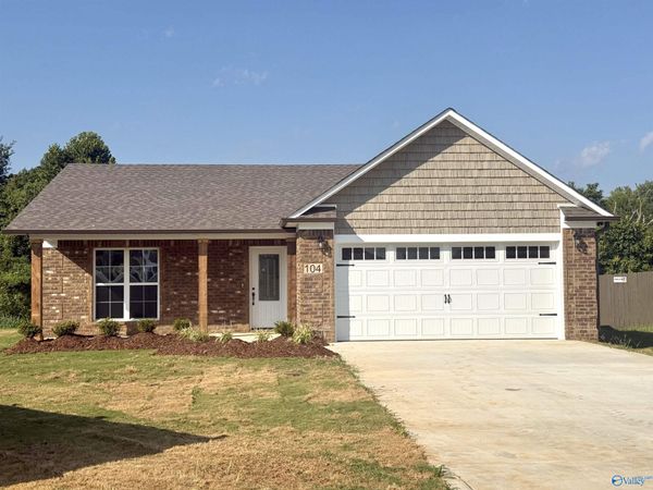 104 James Bowie Drive, Athens, AL 35611