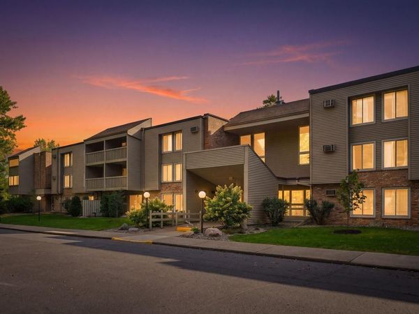 4045 Hodgson Road , Unit 201, Shoreview, MN 55126