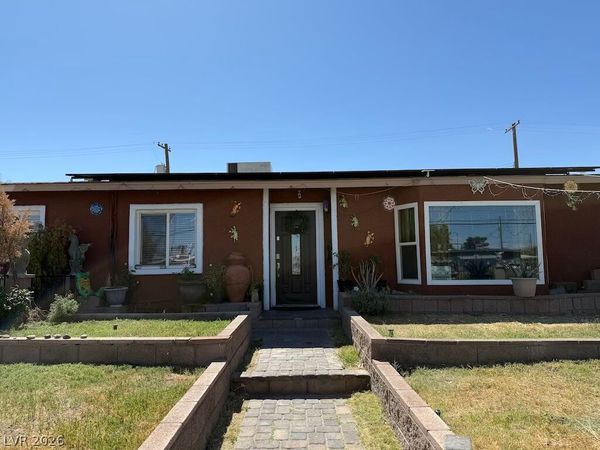 4559 S Nellis Boulevard , Las Vegas, NV 89121