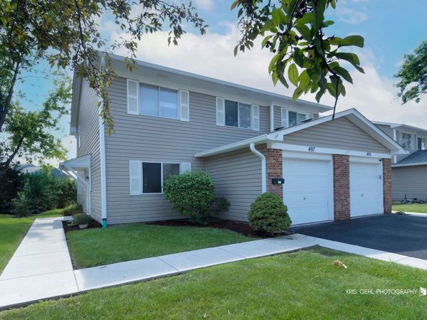 497 Dakota Court , Carol Stream, IL 60188