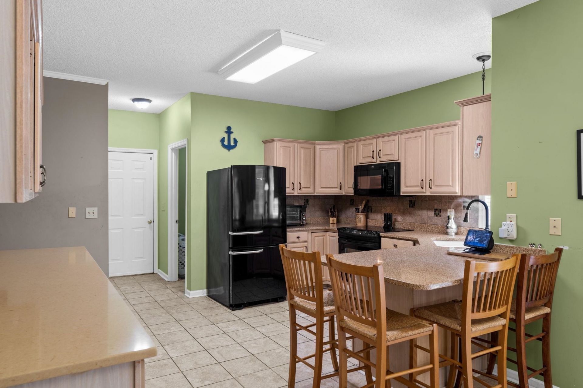 3092 Kings Ct. Photo 15