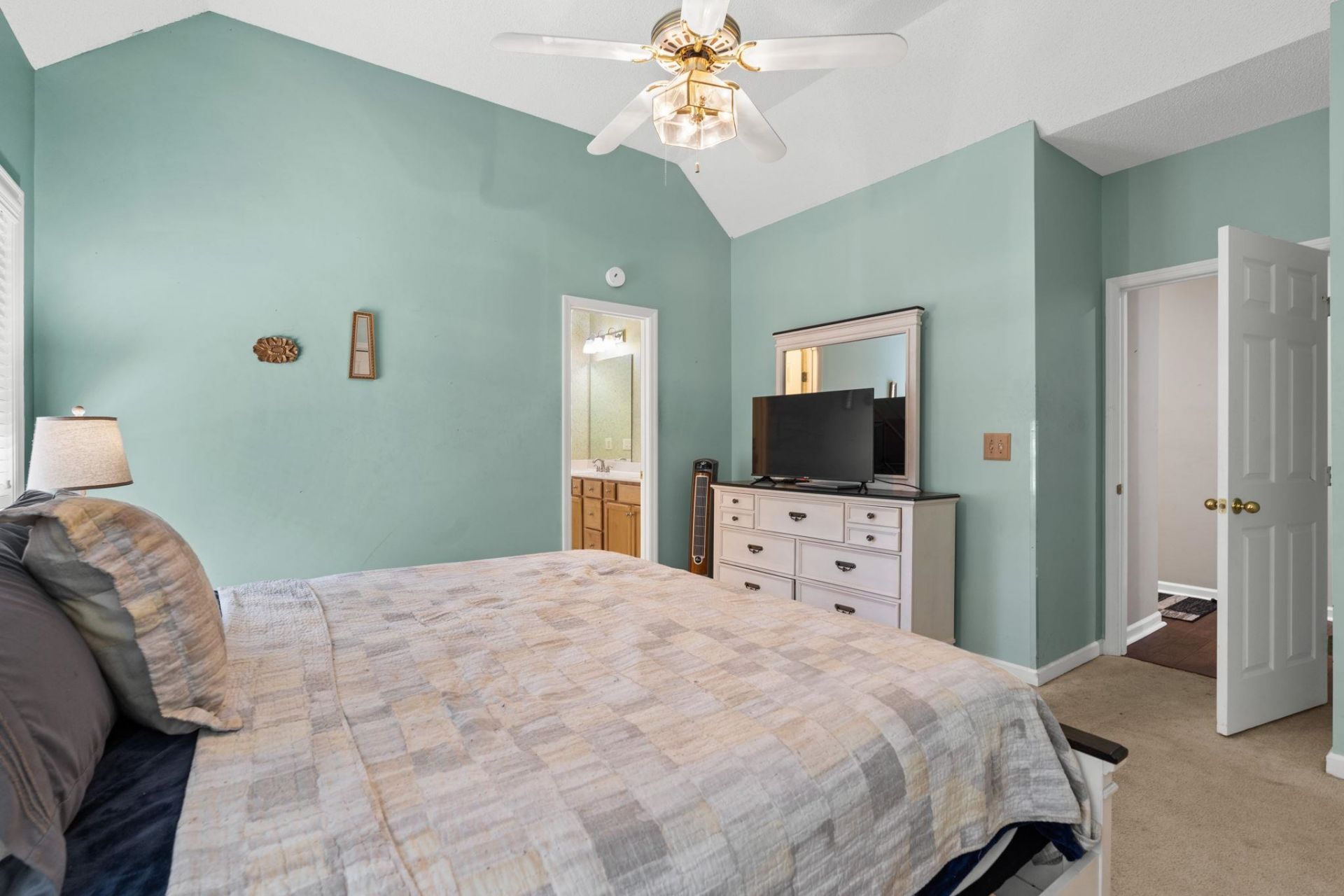 3092 Kings Ct. Photo 23