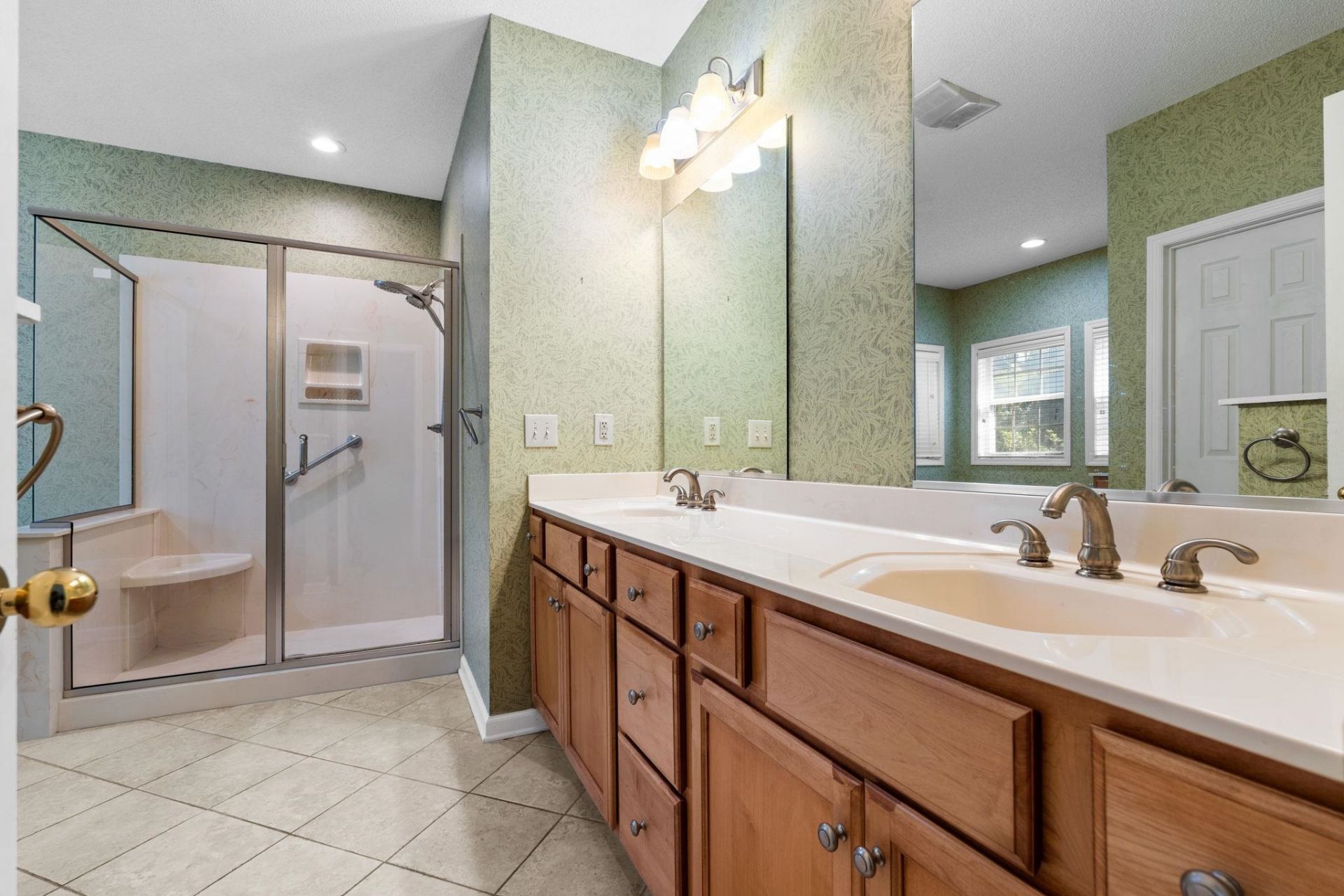 3092 Kings Ct. Photo 26