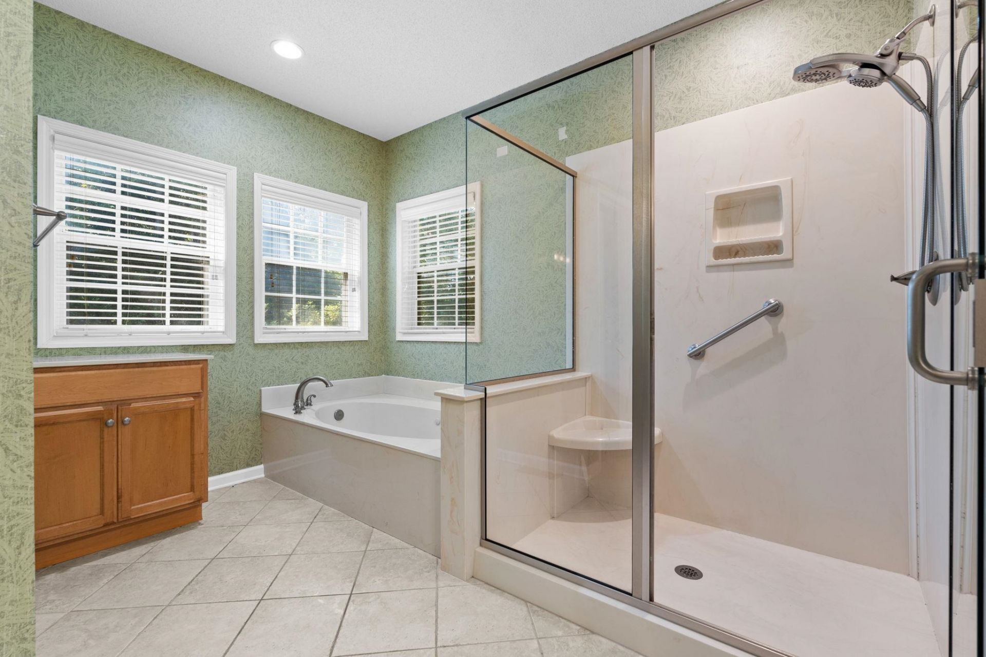 3092 Kings Ct. Photo 28
