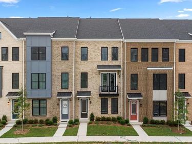 42104 PICASSO SQUARE, ASHBURN, VA 20148