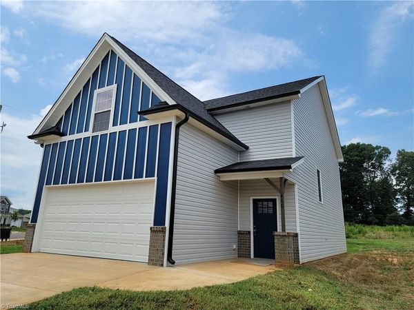 462 Everidge Road, Winston-Salem, NC 27103