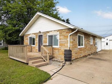 412 Dorothy Street , South Lyon, Mi 48178