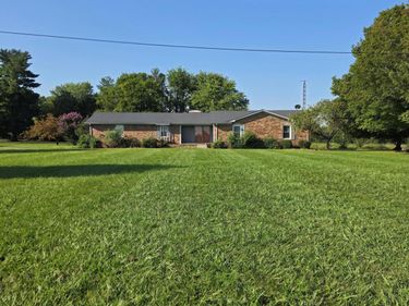 57 Vicksburg Estate Road, Benton, KY 42025