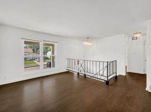 Main Photo