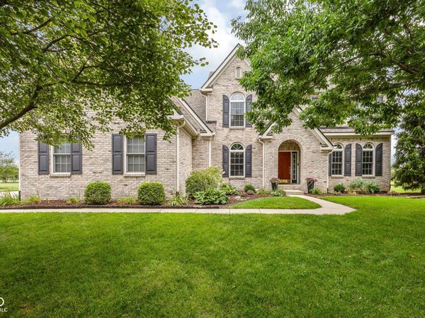 1015 Watertown Drive, Westfield, IN 46074