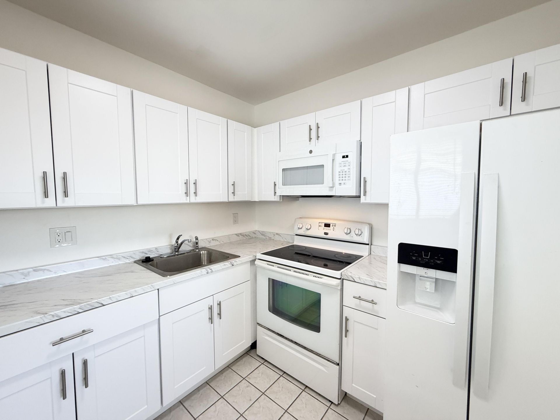 3402 Cynthia Lane, Unit 205, Lake Worth Beach, FL 33461 Photo