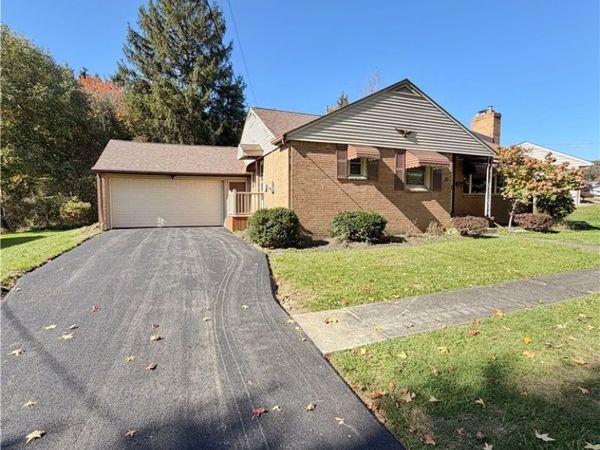32 Orchard Drive, Poland, OH 44514