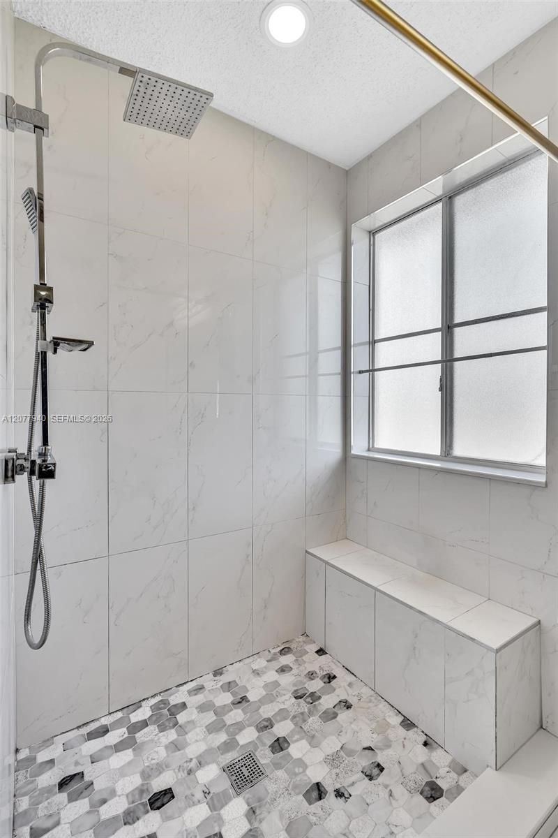 13949 N Forest Oak Cir, Davie, FL 33325 Photo