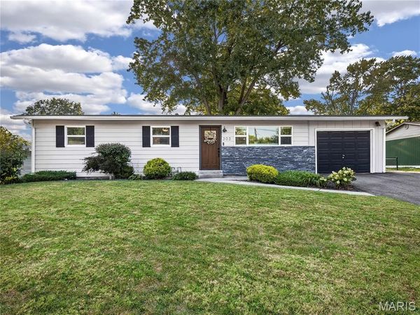 303 Nepute Street, Maryville, IL 62062