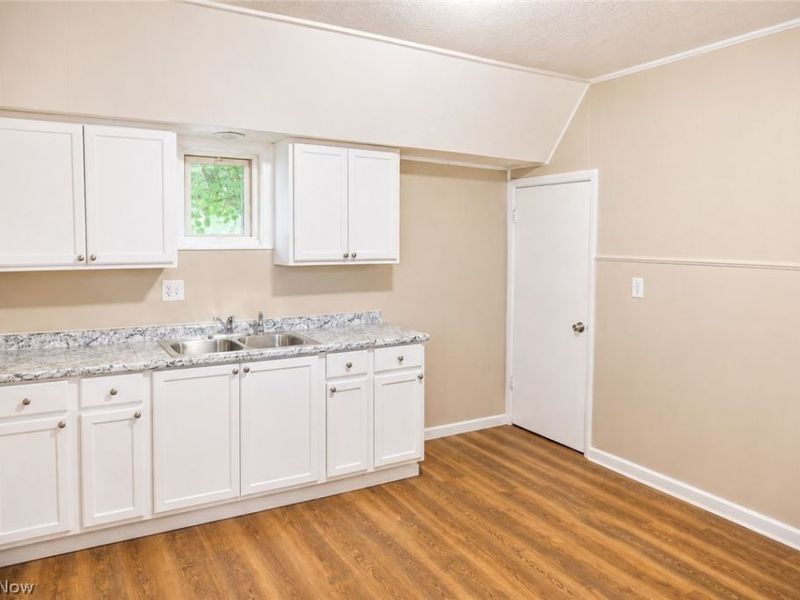7410 Neville Avenue, Cleveland, OH 44102 Photo 9
