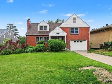 1801 N 59 Street, Omaha, NE 68104