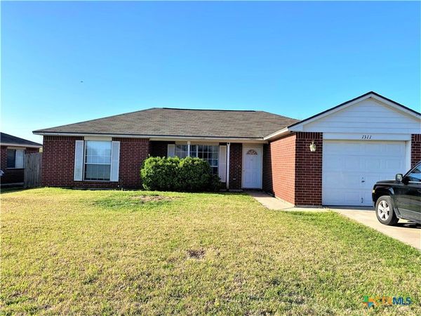 1311 E Downs Avenue , Temple, TX 76501