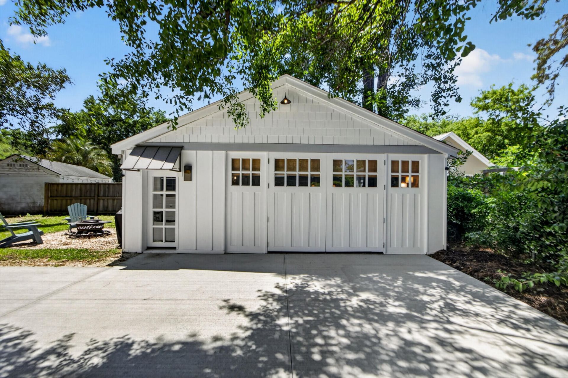 537 St. Andrew's Boulevard Photo 32