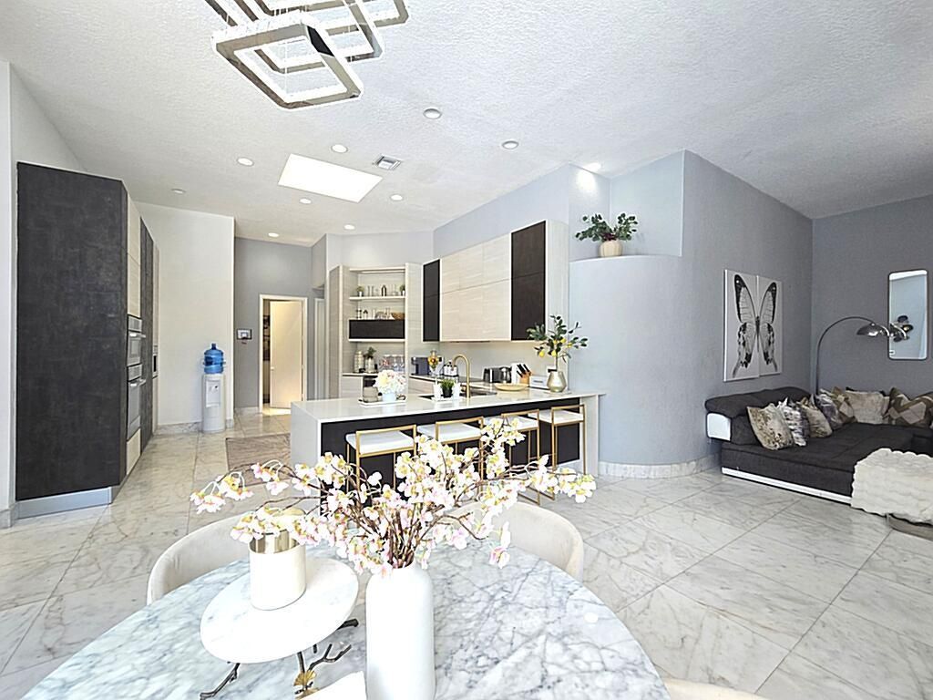 1811 Eagle Trace Boulevard W, Coral Springs, FL 33071 Photo
