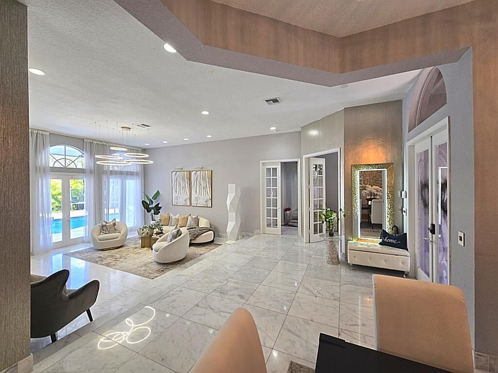 1811 Eagle Trace Boulevard W, Coral Springs, FL 33071 Photo