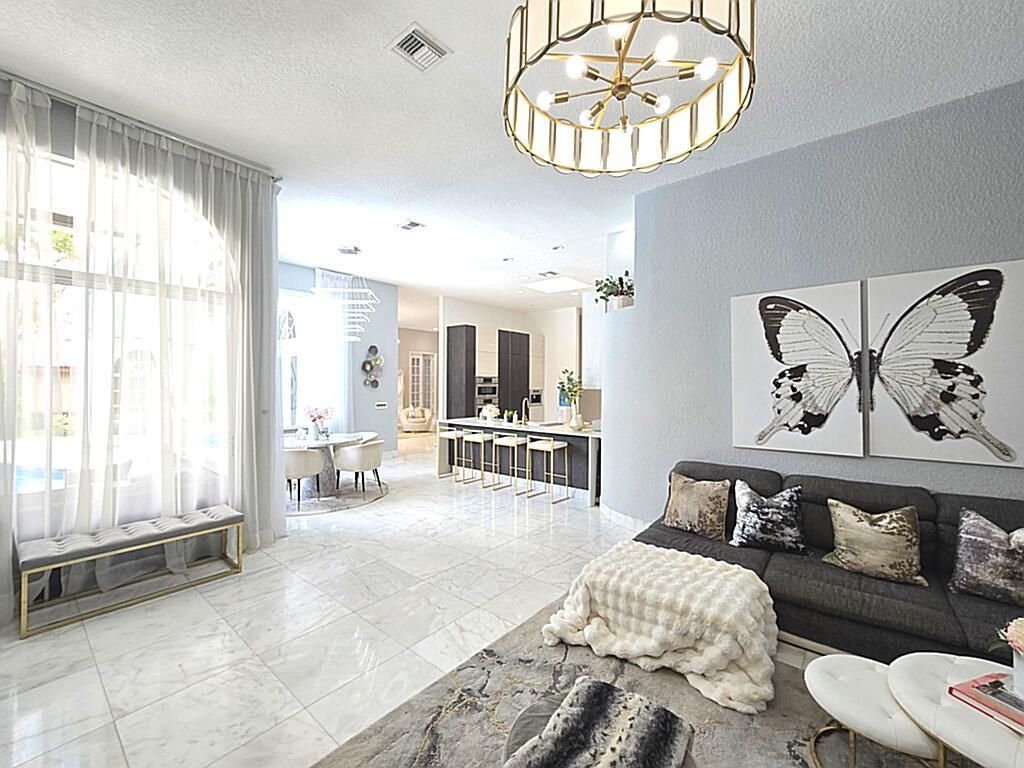 1811 Eagle Trace Boulevard W, Coral Springs, FL 33071 Photo
