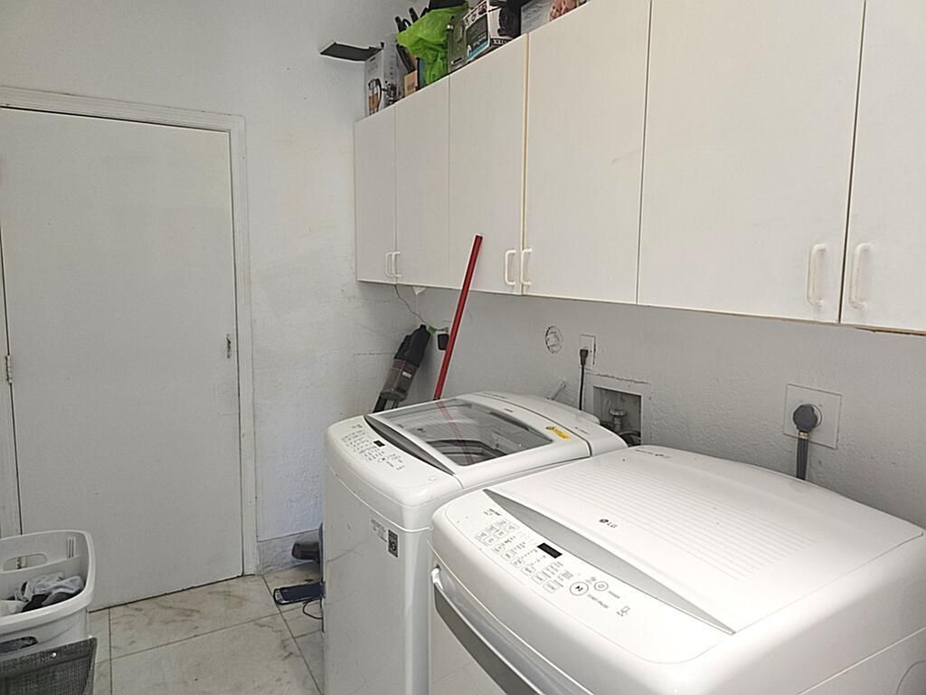 1811 Eagle Trace Boulevard W, Coral Springs, FL 33071 Photo