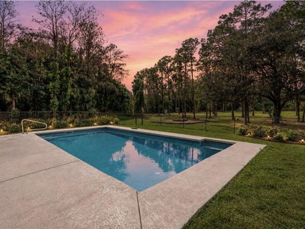 2195 F Road, Loxahatchee, FL 33470