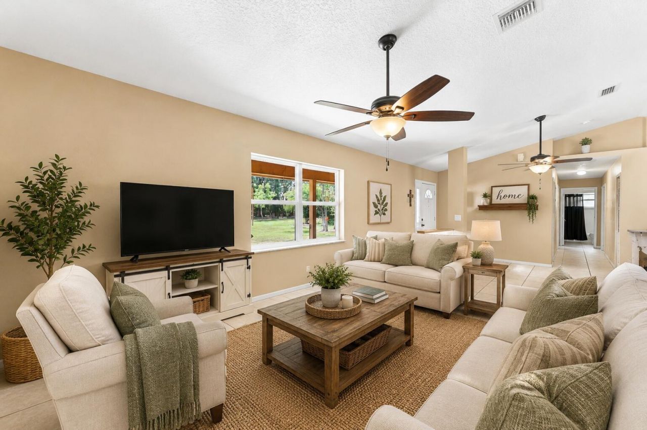 2195 F Road, Loxahatchee, FL 33470 Photo