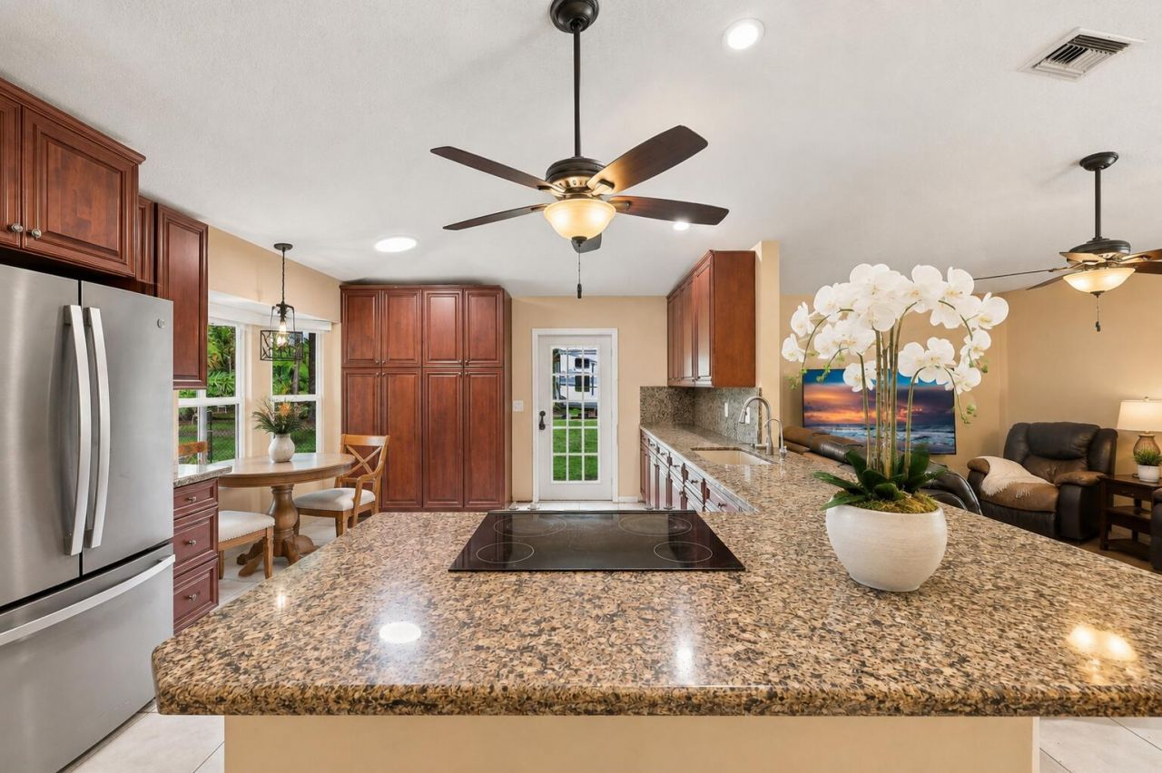 2195 F Road, Loxahatchee, FL 33470 Photo