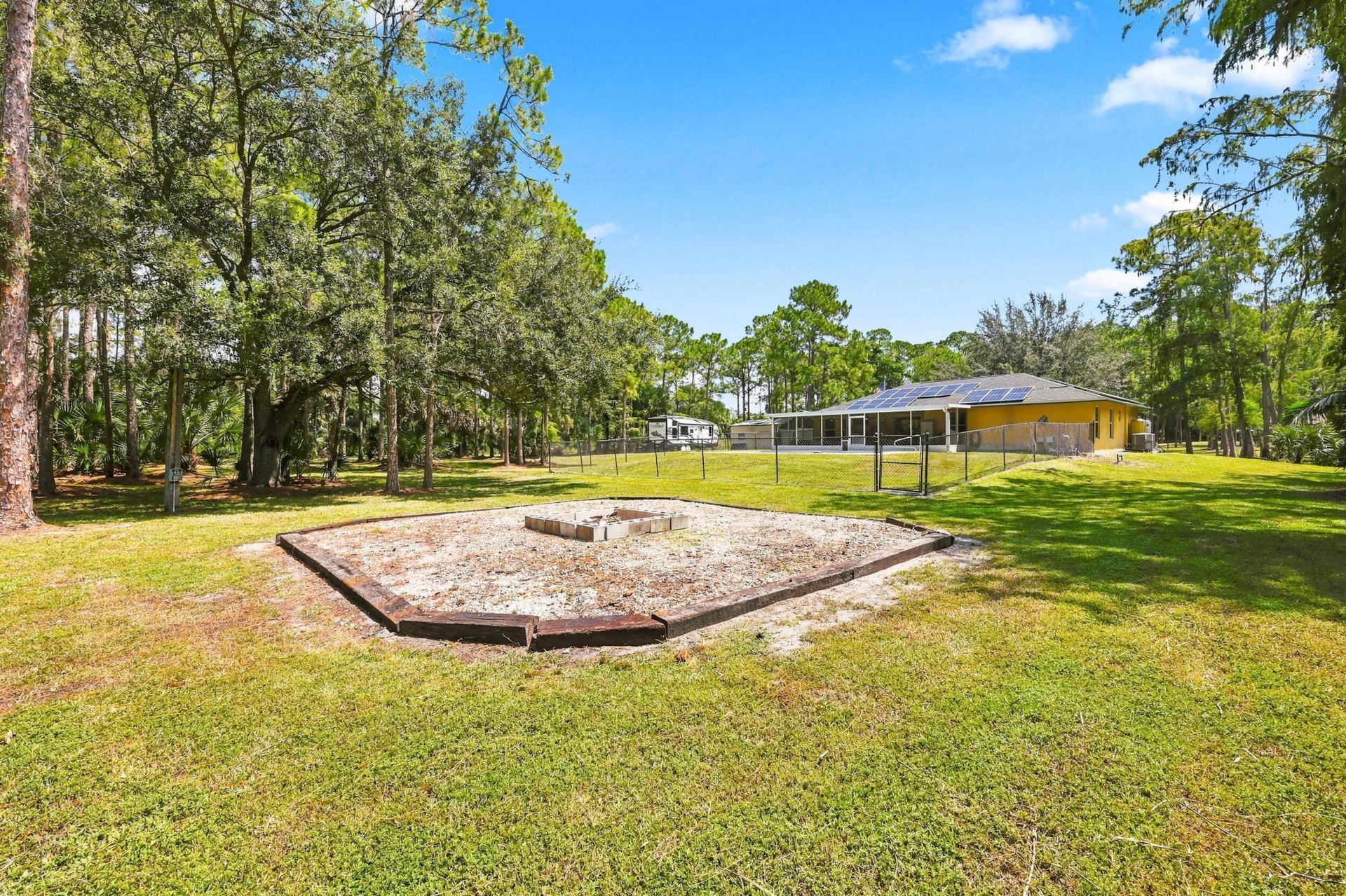 2195 F Road, Loxahatchee, FL 33470 Photo