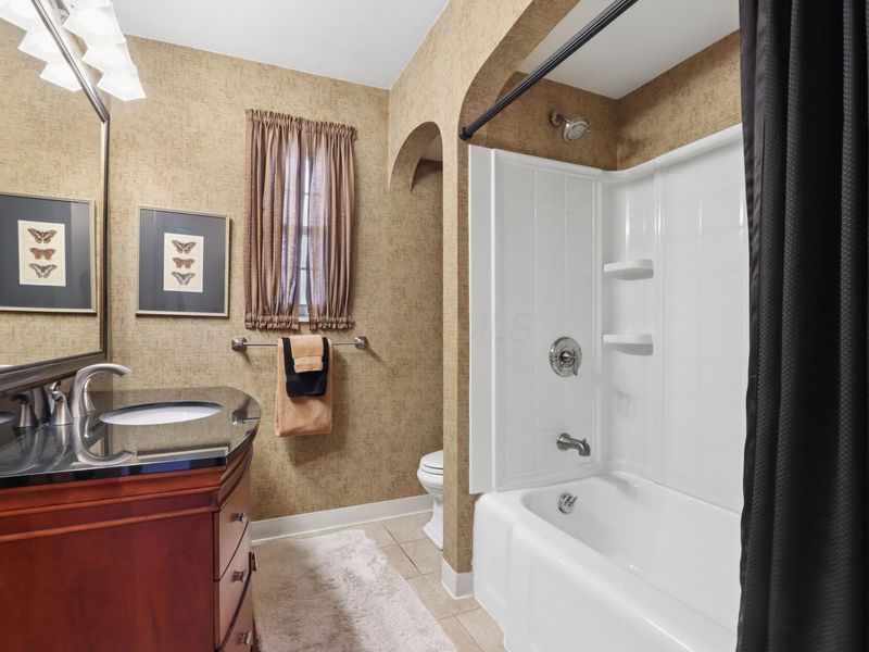 203 S Kellner Road, Columbus, OH 43209 Photo 18