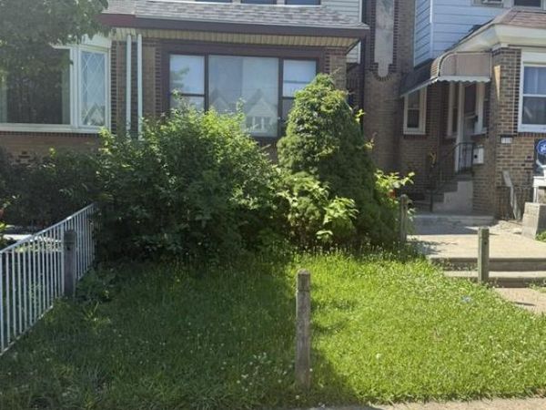 7316 W PASSYUNK AVENUE , PHILADELPHIA, PA 19142