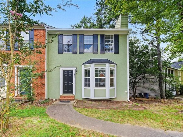 1517 Cedar Bluff Trail , Marietta, GA 30062