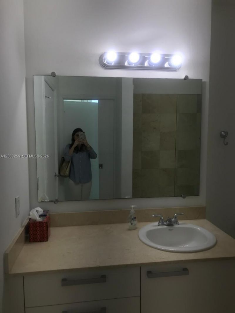 2525 SW 3rd Ave , Unit 610, Miami, FL 33129 Photo