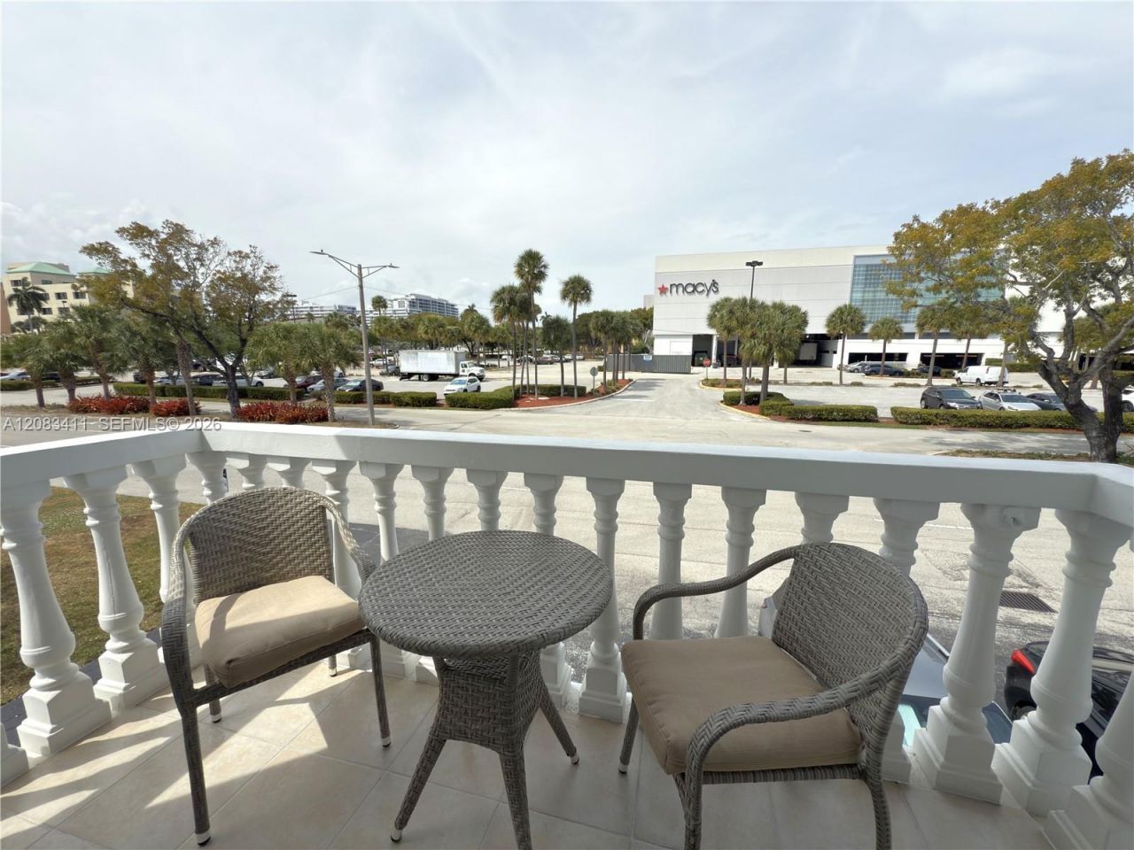 2340 NE 9th St , Unit 210, Fort Lauderdale, FL 33304 Photo