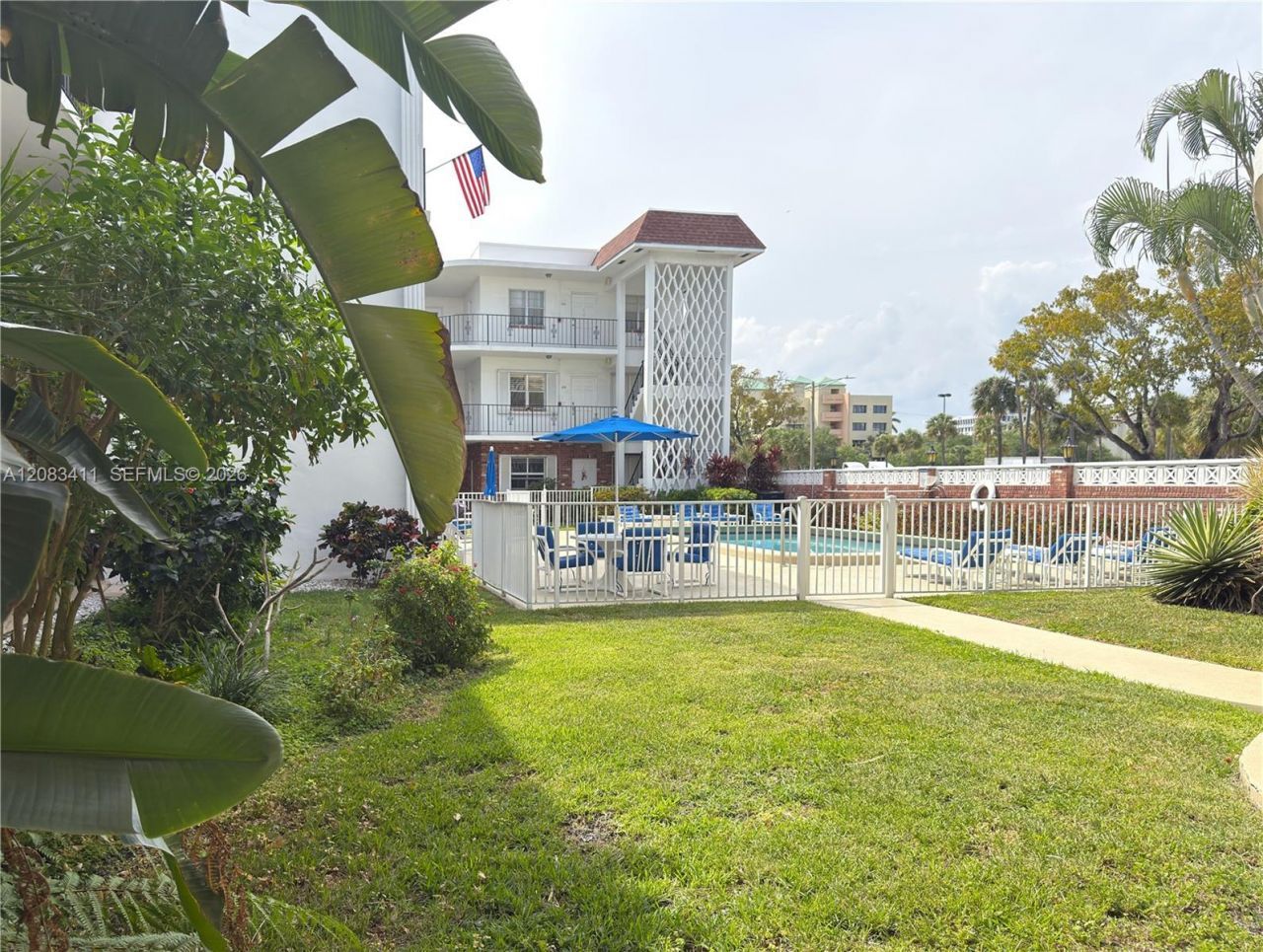 2340 NE 9th St , Unit 210, Fort Lauderdale, FL 33304 Photo
