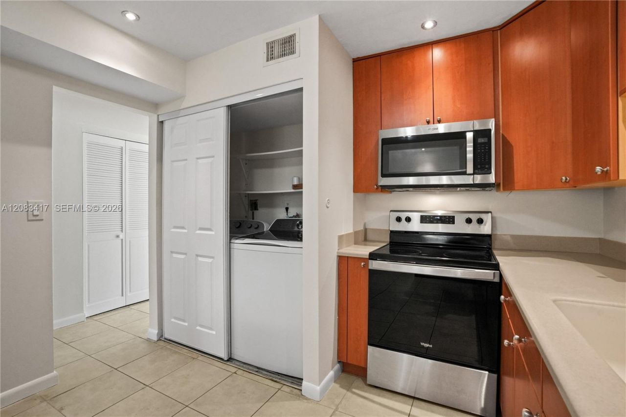 1749 SW 81st Ln , Unit 5-30, Davie, FL 33324 Photo