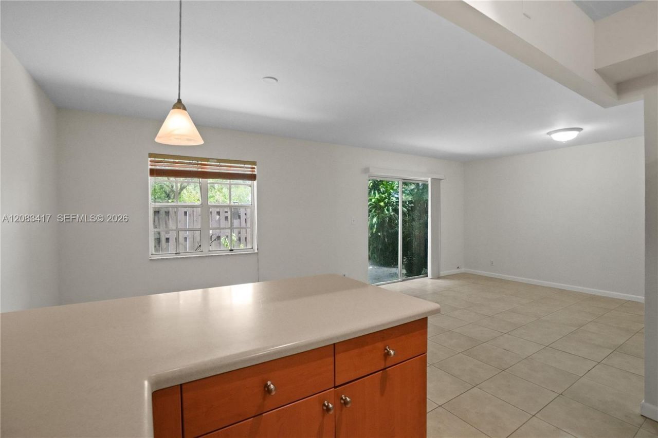 1749 SW 81st Ln , Unit 5-30, Davie, FL 33324 Photo