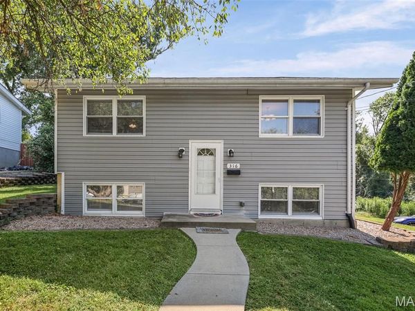 316 Locust Street , Edwardsville, IL 62025