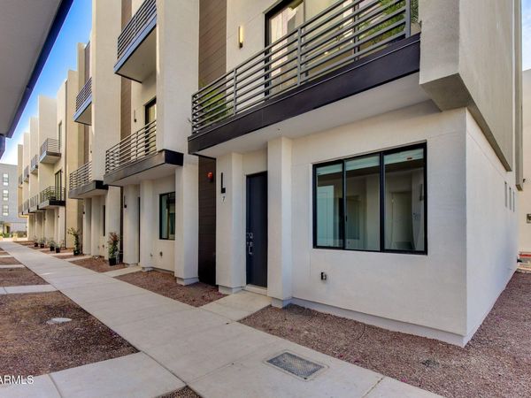 4220 N 32ND Street, Unit 12, Phoenix, AZ 85018