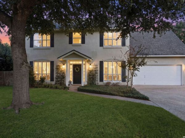 1655 Hawks Tree Ln, San Antonio, TX 78248