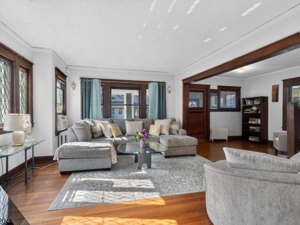 19 Ashwood Ter, West Orange, NJ 07052