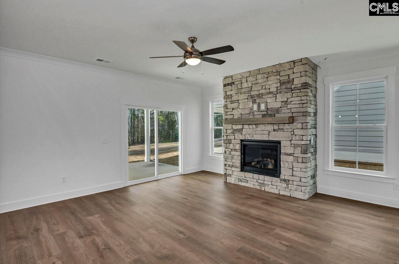 122 Clubside Drive  Photo 13