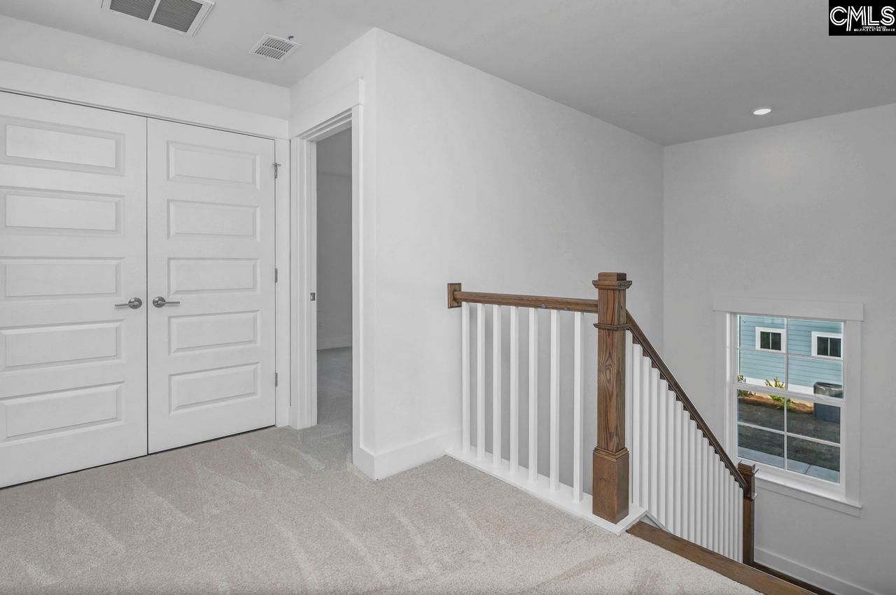 122 Clubside Drive  Photo 16