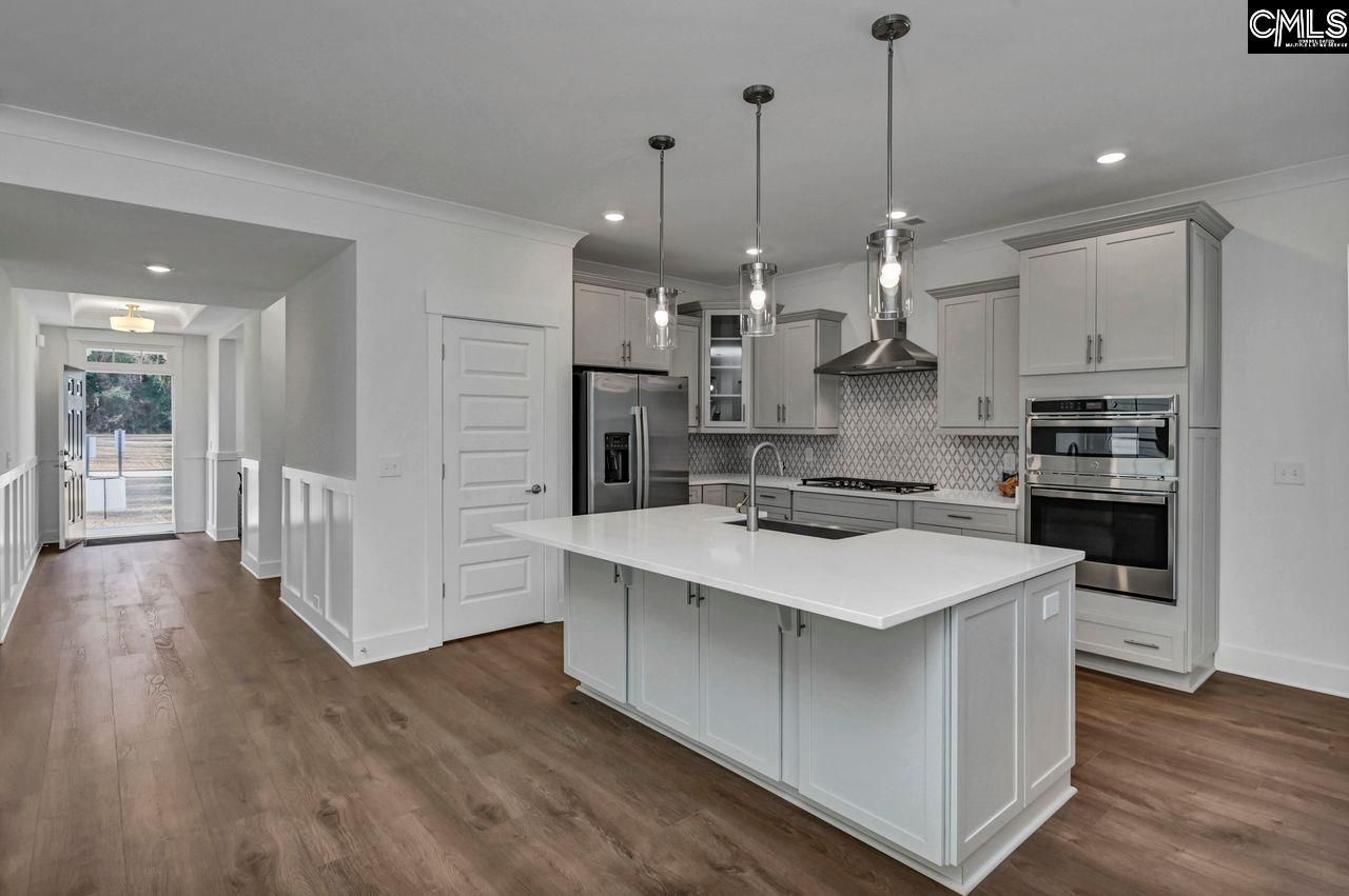 122 Clubside Drive  Photo 4